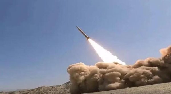 盈珑操盘 伊朗民众担忧真正战争打响 但伊朗报复势在必行